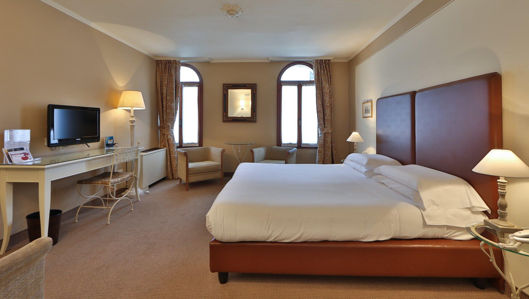 Hotel Canon d'Oro by null
