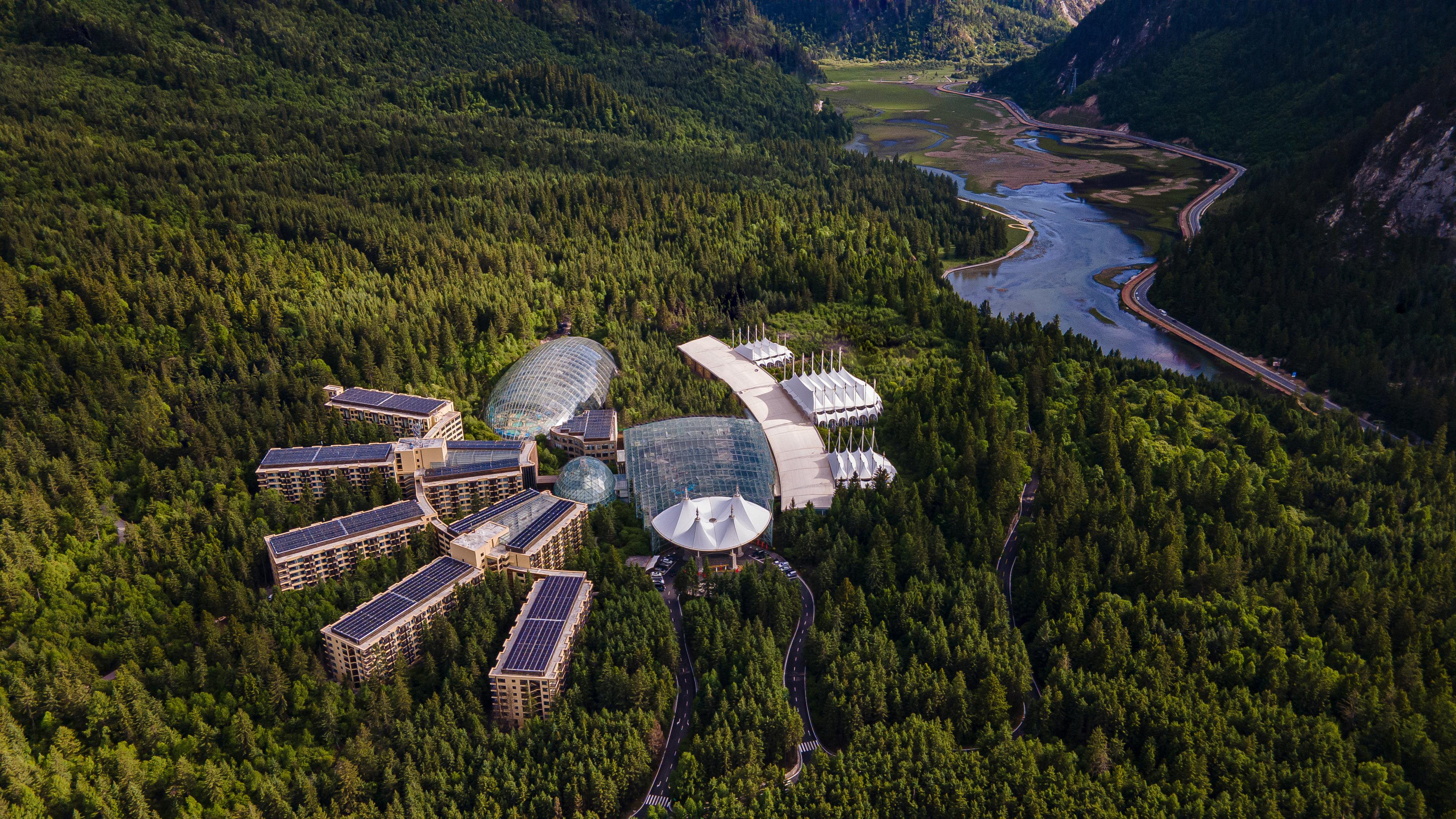 InterContinental Resort Jiuzhai Paradise by null