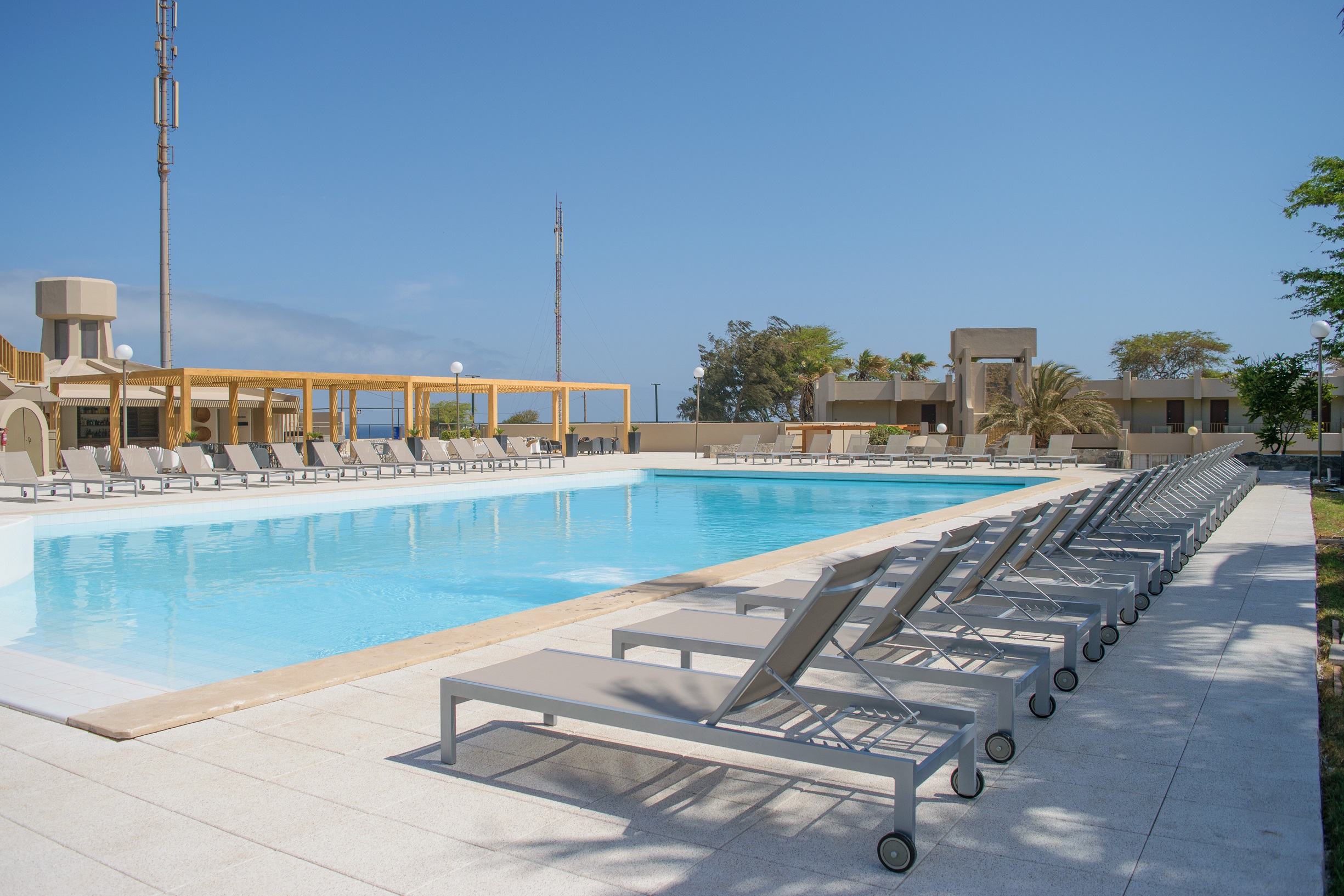 Hotel Oasis Atlantico Praiamar by null