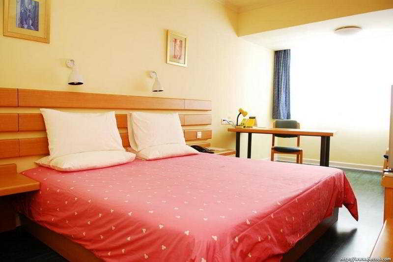 Home Inn Lujiabang Road
