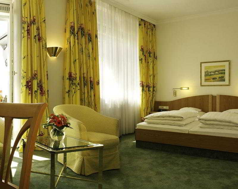 Hotel Reutemann-Seegarten by null