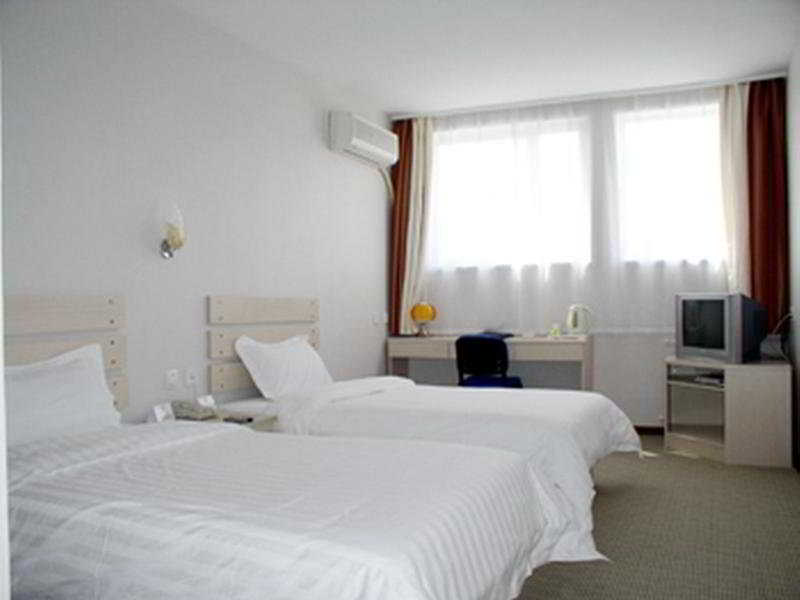 Home Inn Guomao