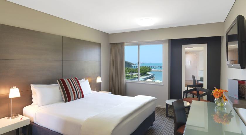 Adina Apartment Hotel Darwin Waterfront by null
