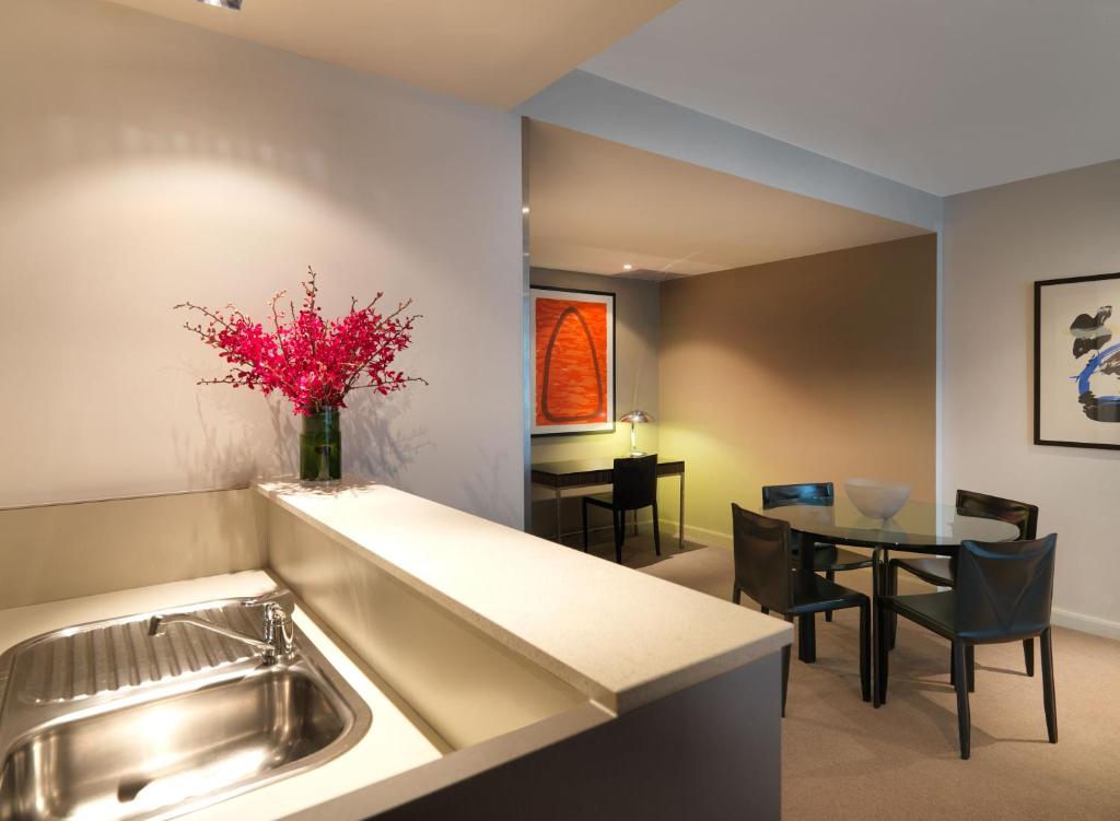 Adina Apartment Hotel Darling Harbour by null