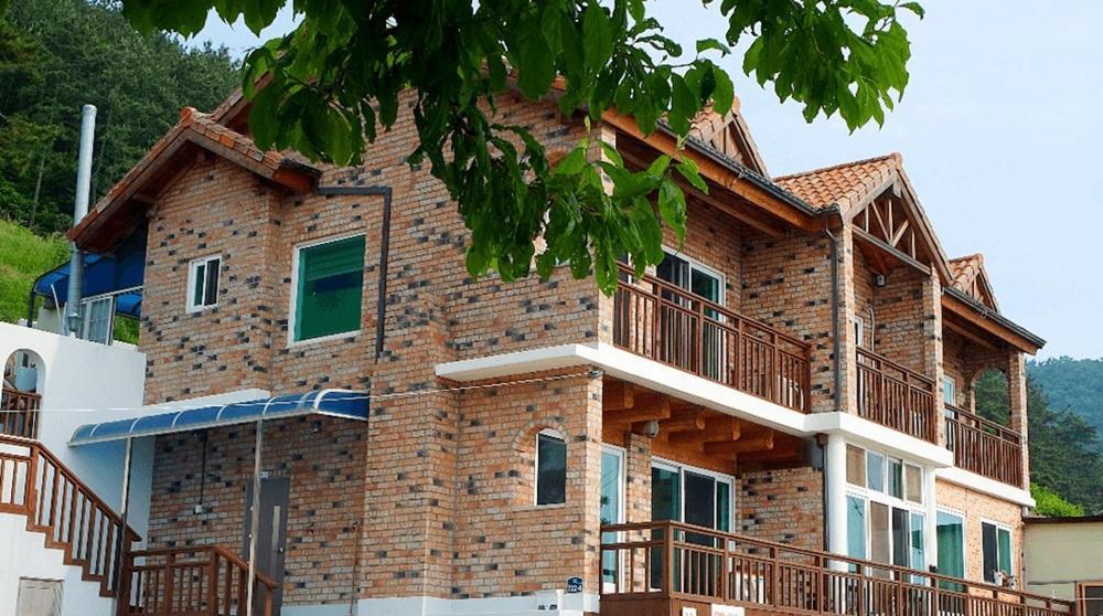Yeonggwang Chohyeon Pension