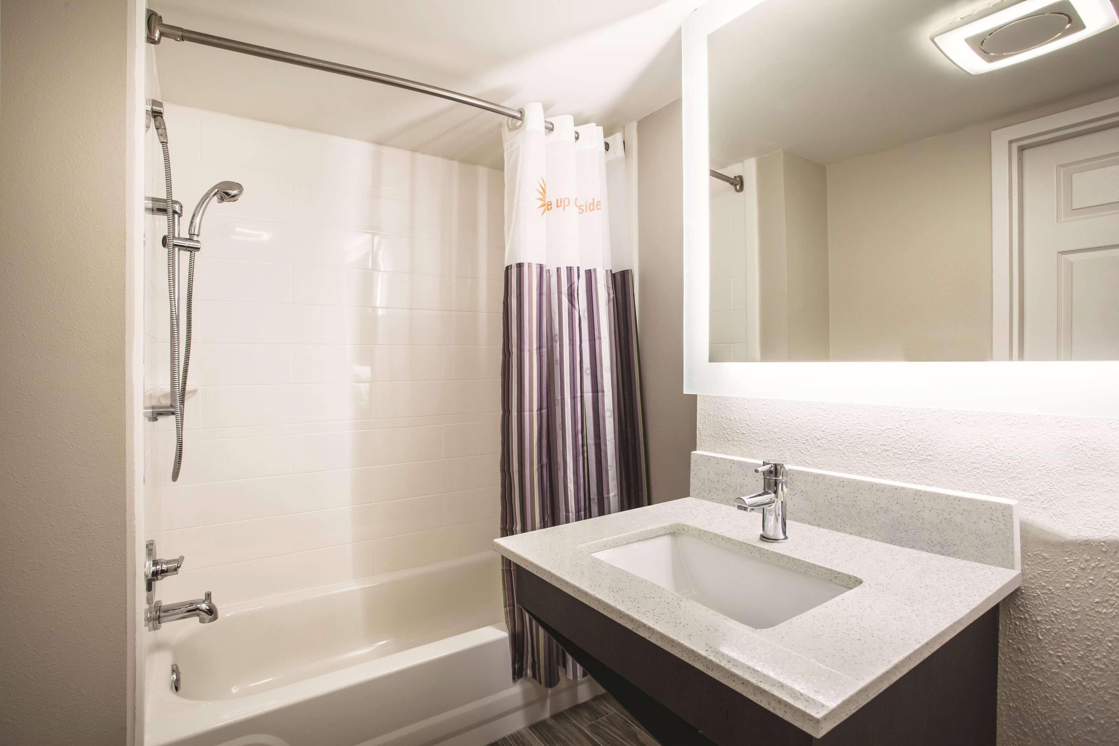 La Quinta Inn & Suites Clearwater South