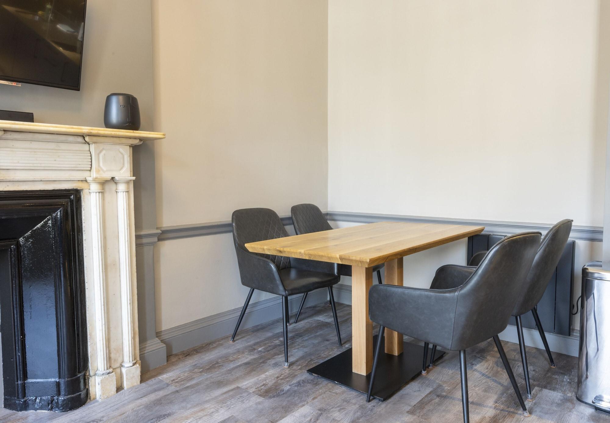Mono Suites New Town