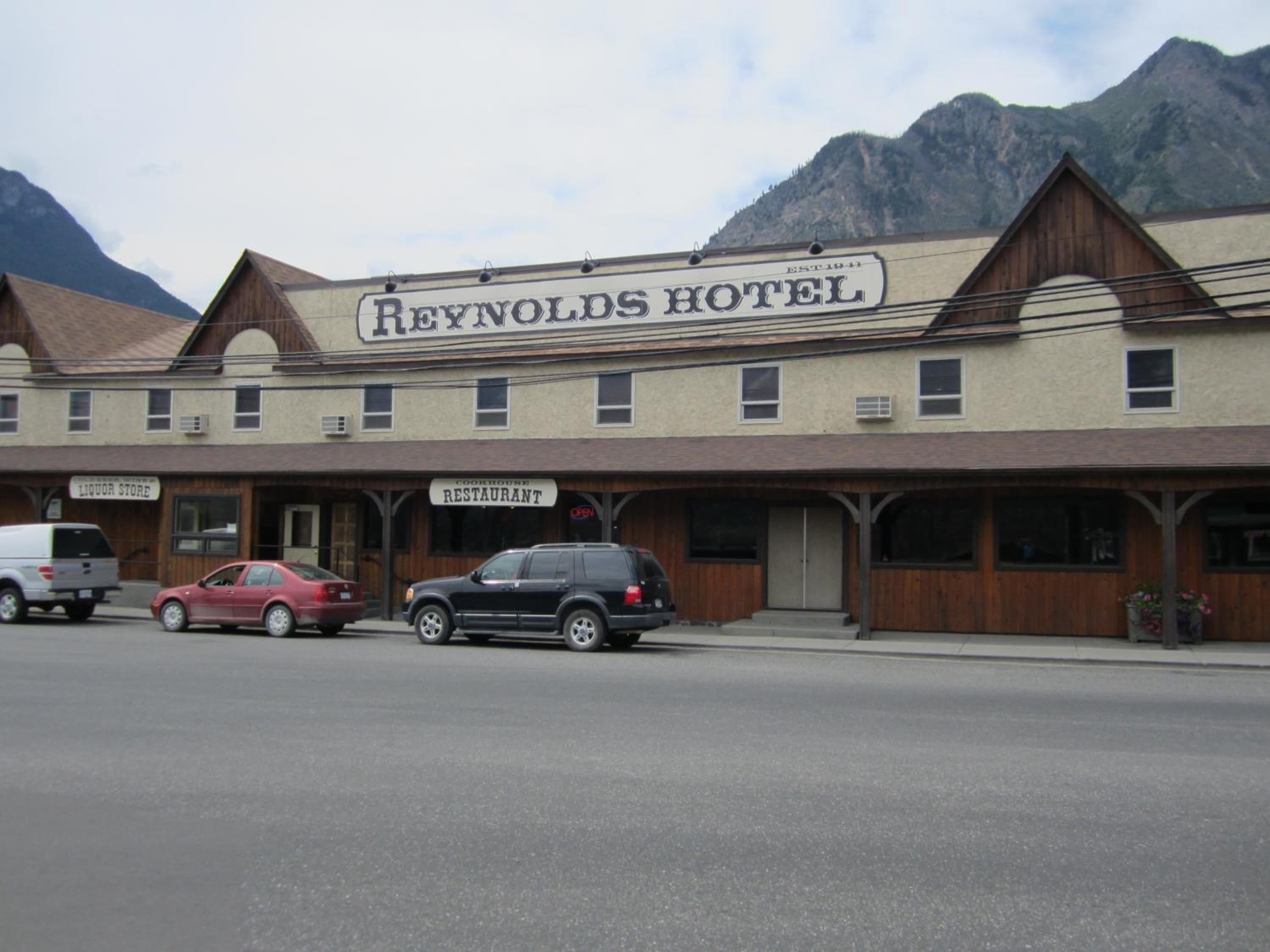 General view 1, Reynolds Hotel, Squamish-Lillooet