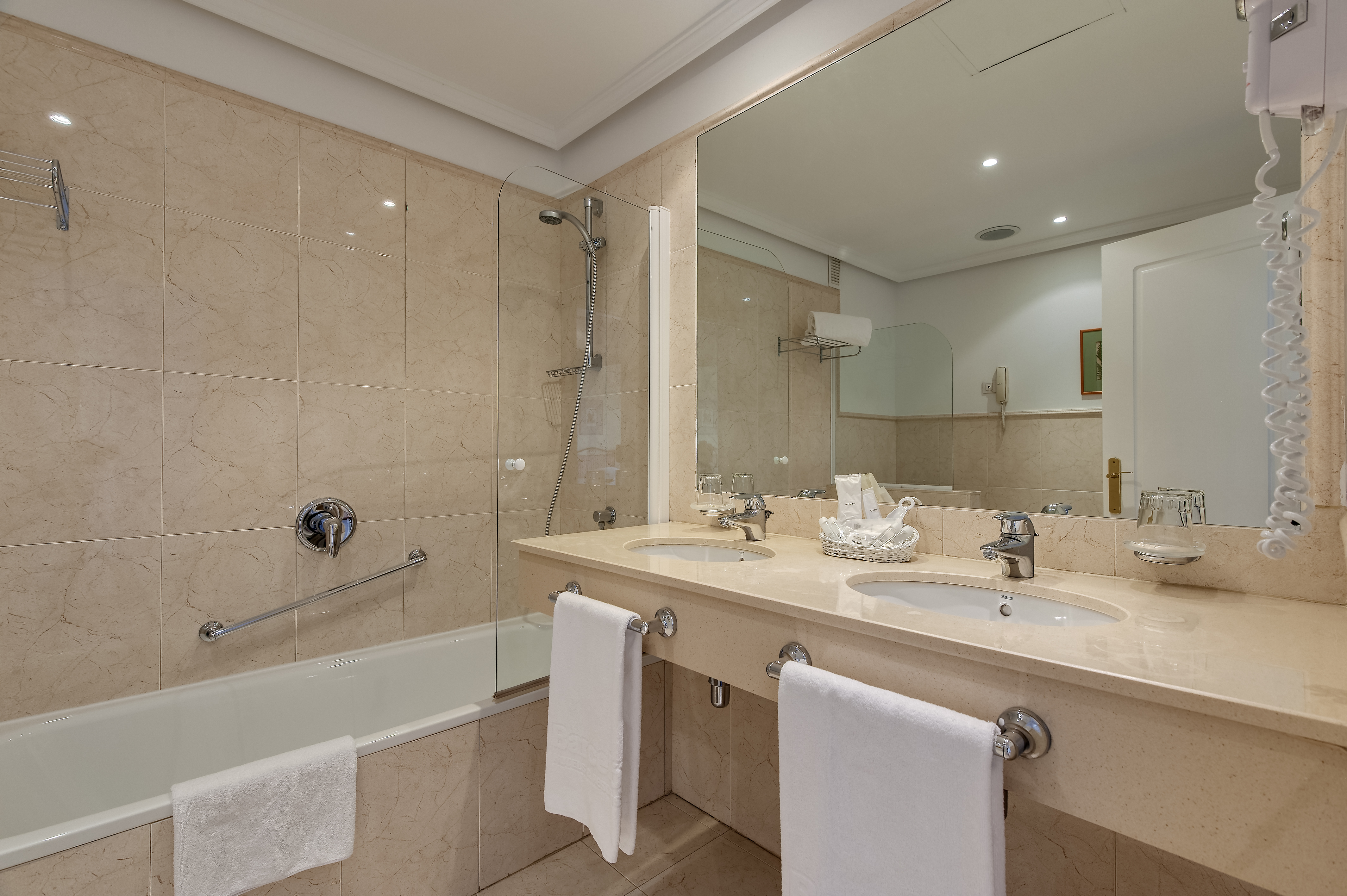 Habitación doble de 1 o 2 camas, superior