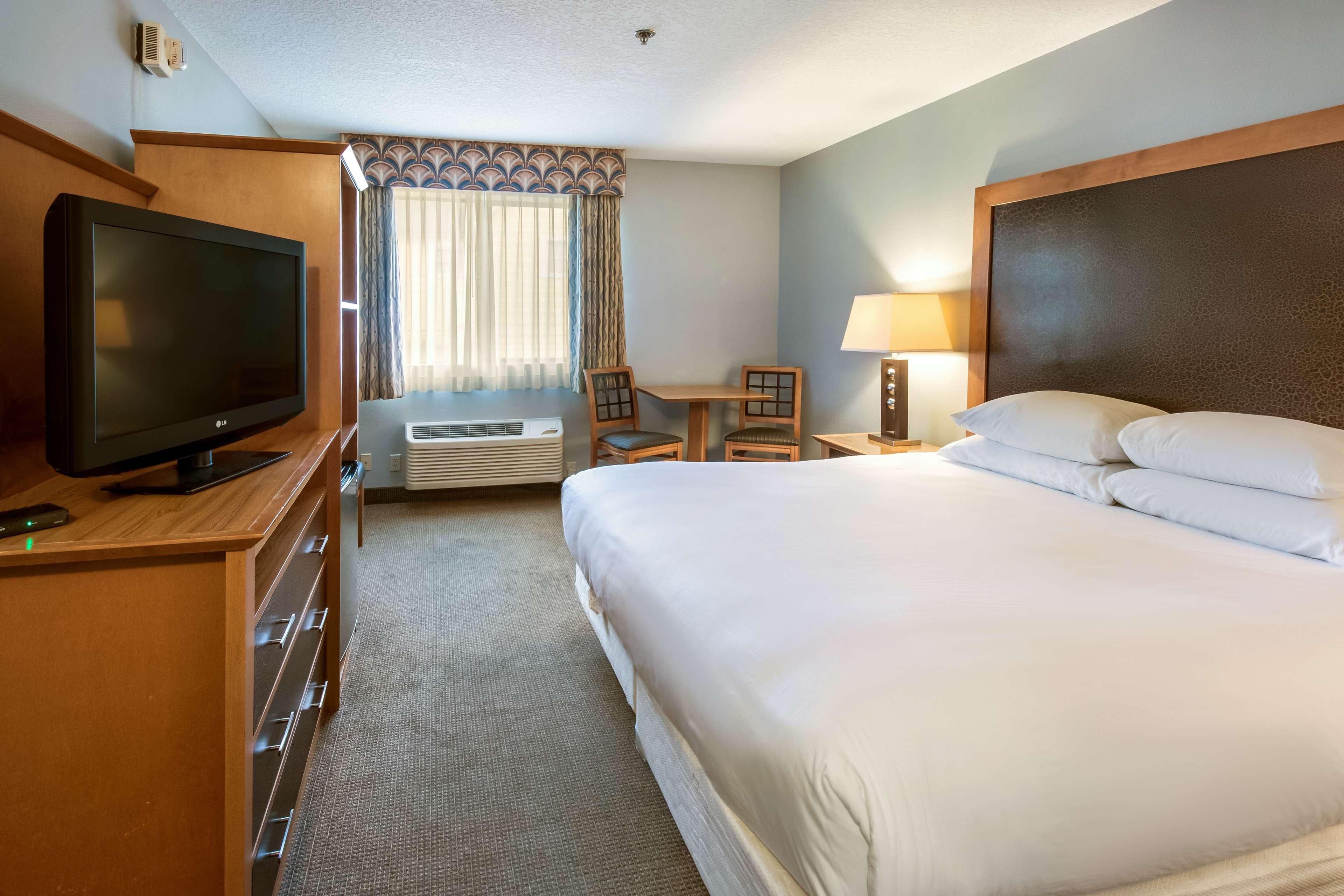 Inn and Suites Seaside
