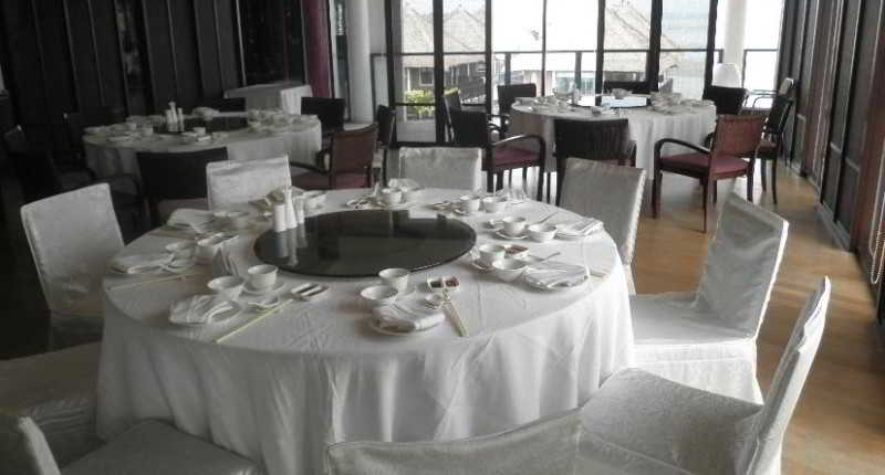 Resort Golden Palm