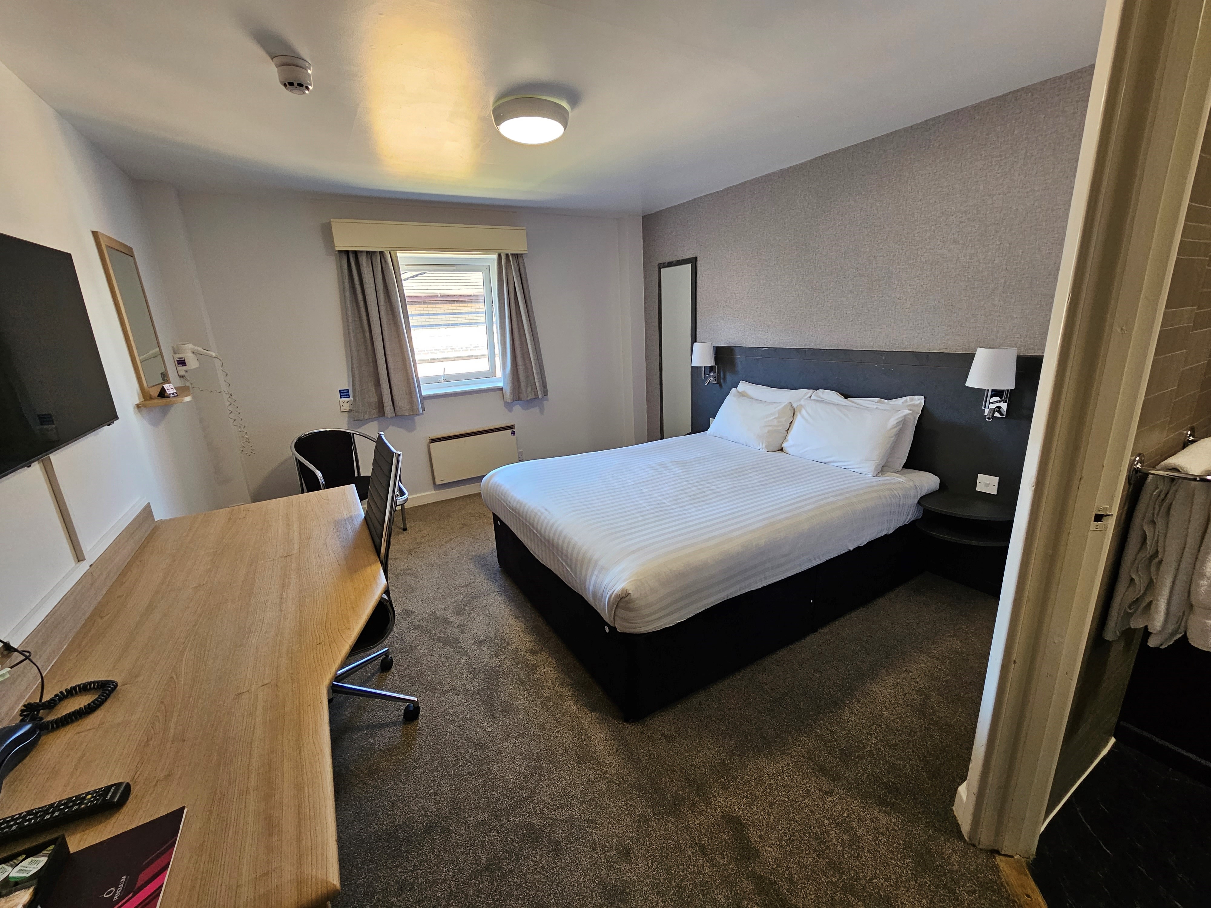 Pendulum Hotel