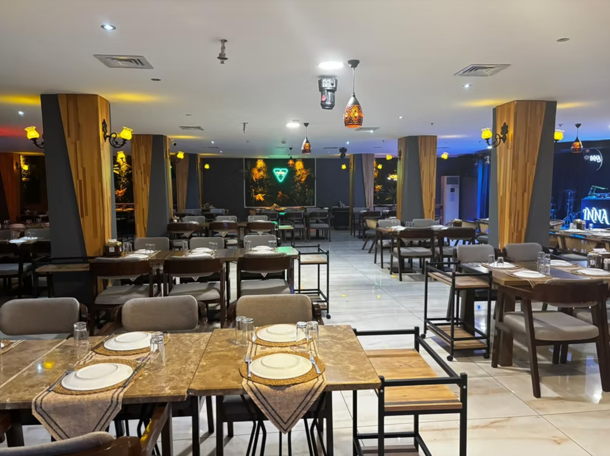 Mira Blue Hotel