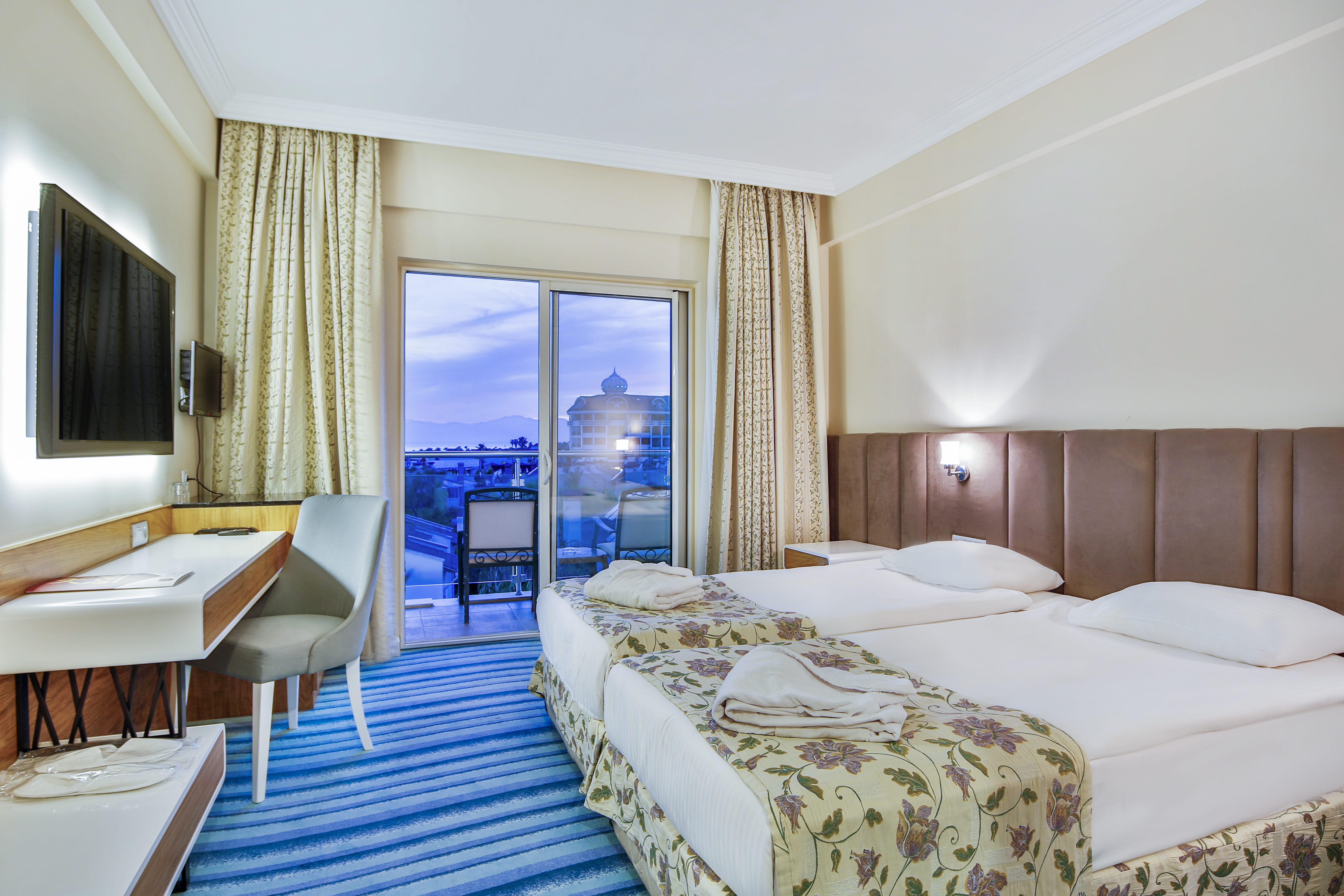 Throne Seagate Belek Hotel