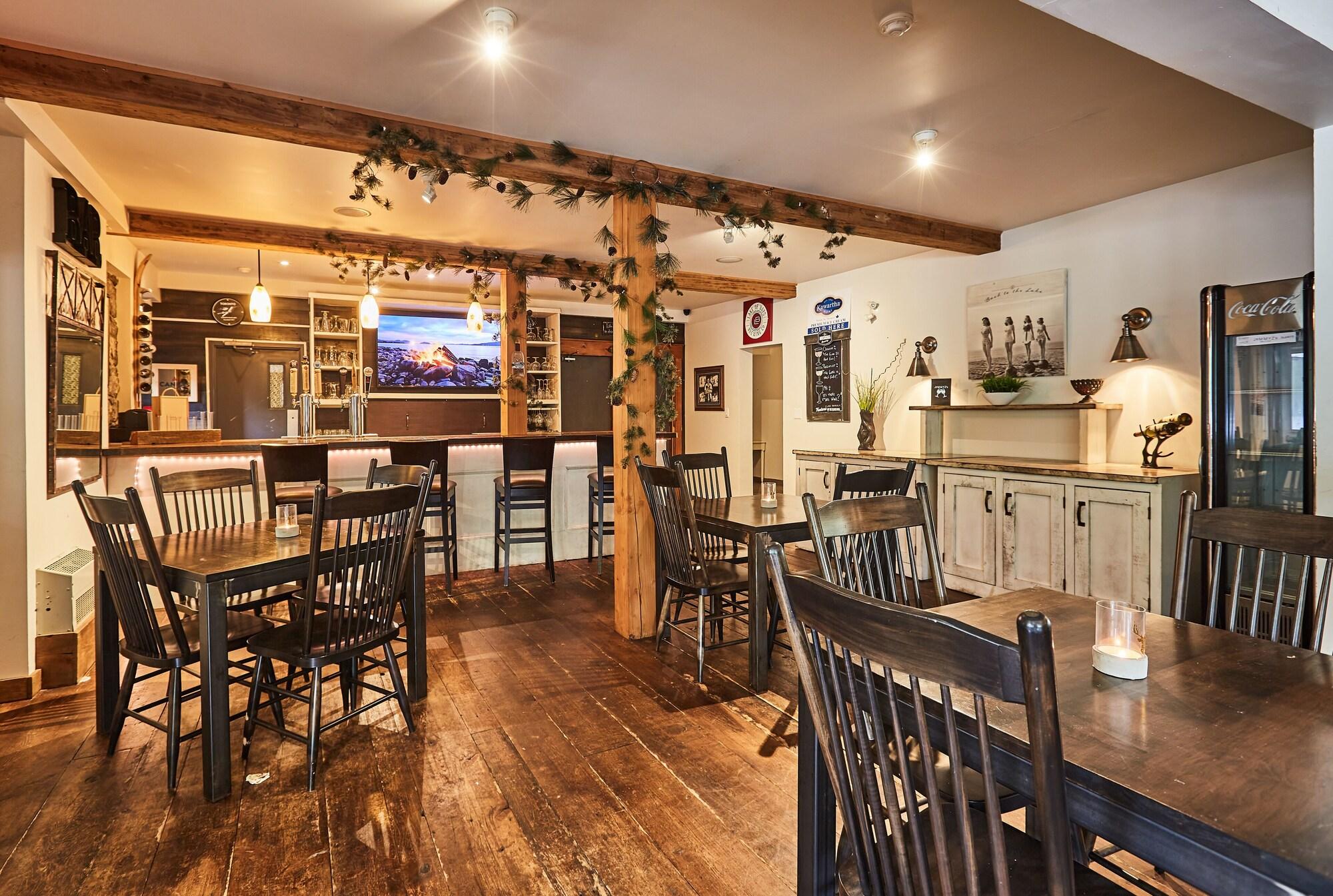 3 Pines Lodge Muskoka