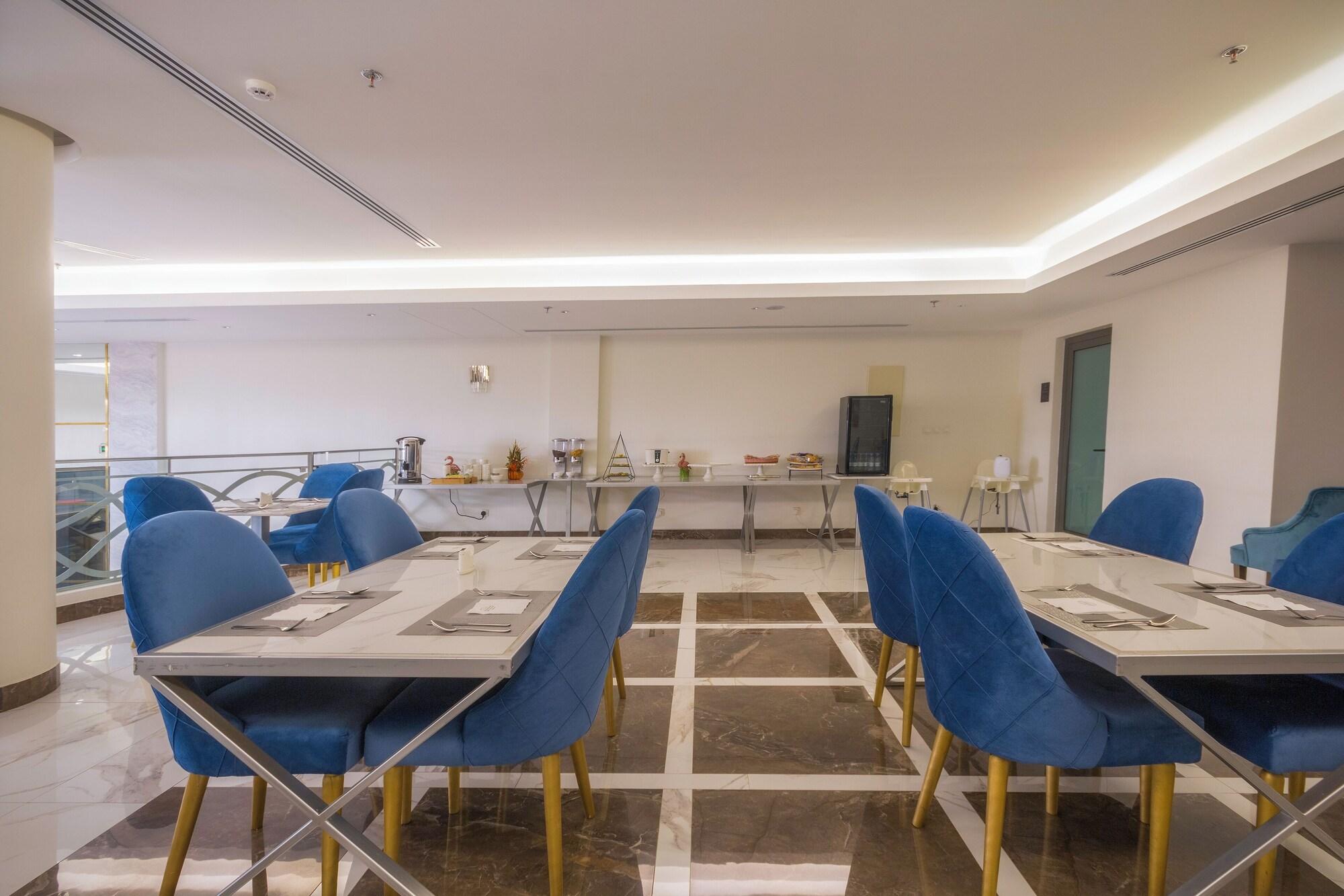 The Address Palace Hotel Apartment
