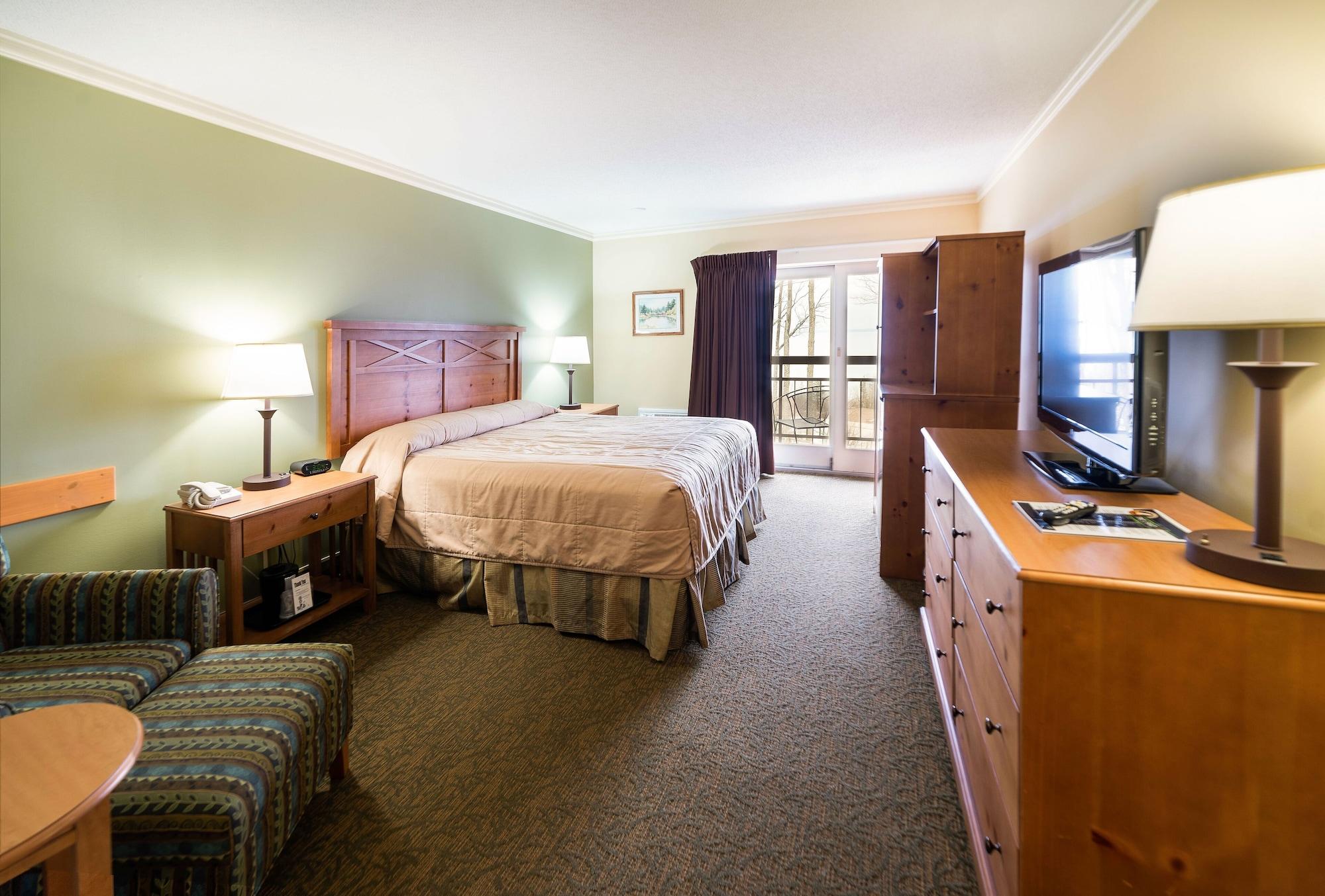 Room 4, Leelanau Sands Casino Lodge, Lake Michigan
