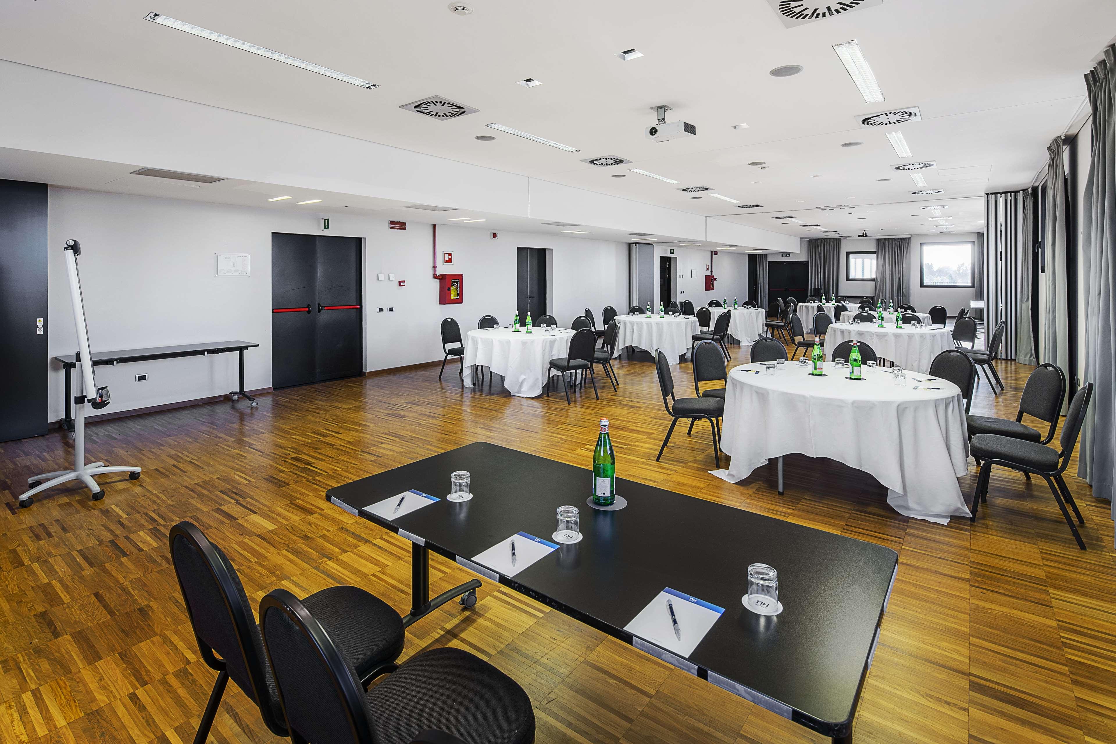 NH Milano Fiera - photo