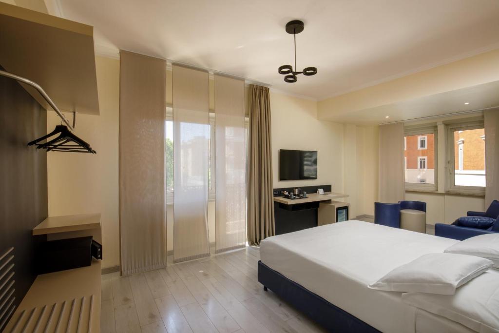 Best Western Plus Globus Hotel