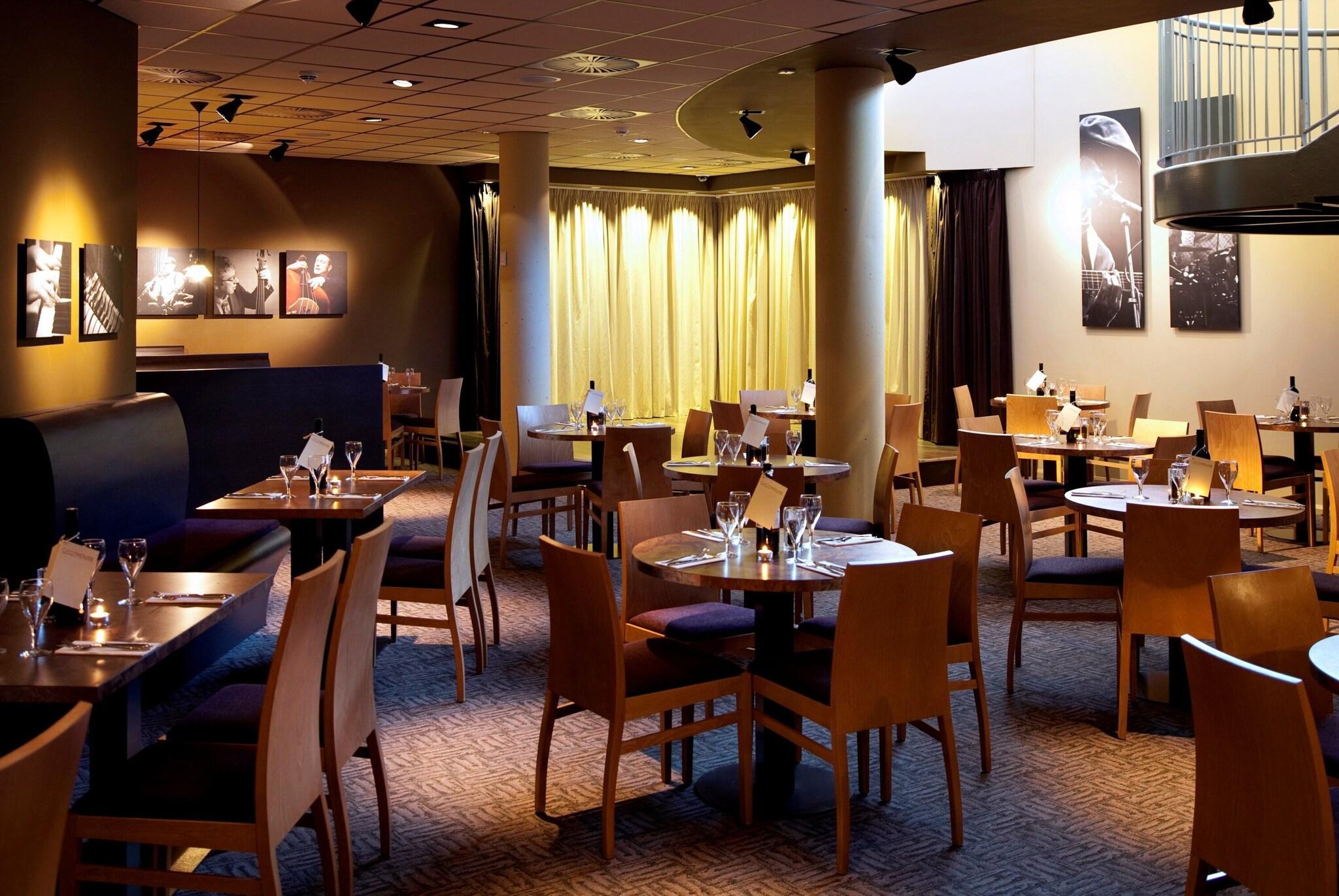 Future Inn Bristol Cabot Circus by null