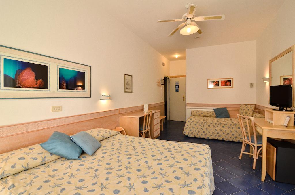 Aurora Hotel Sperlonga
