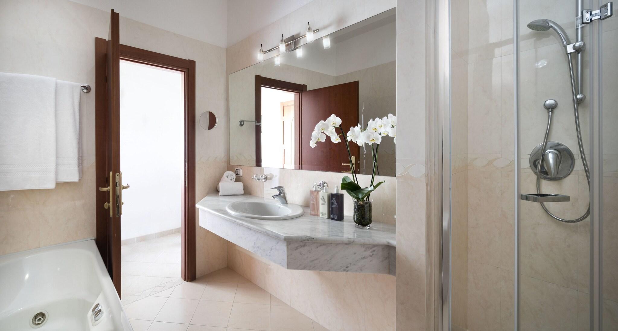 Gabbiano Azzurro Hotel & Suites by null