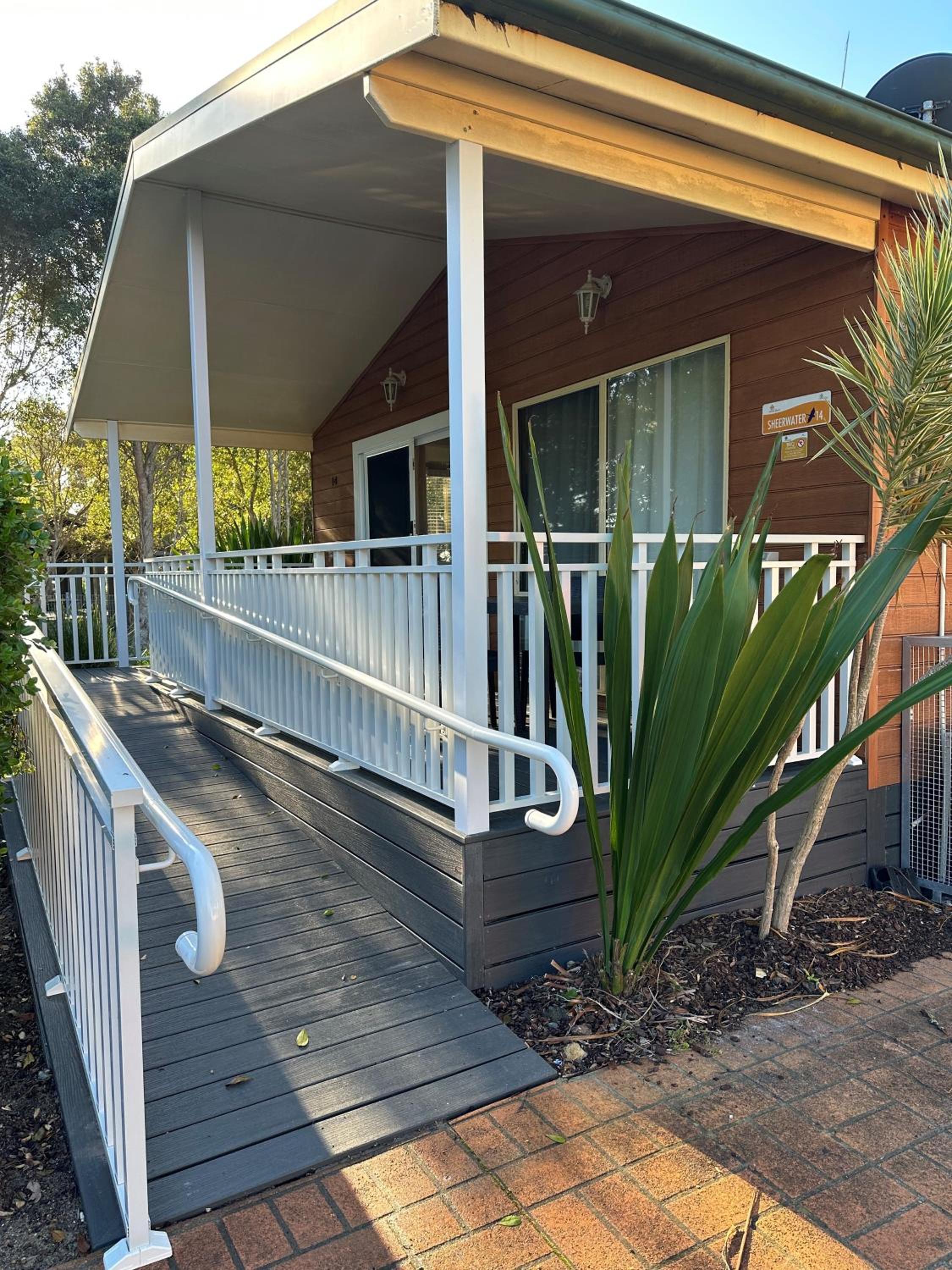 Nrma Canton Beach Holiday Park