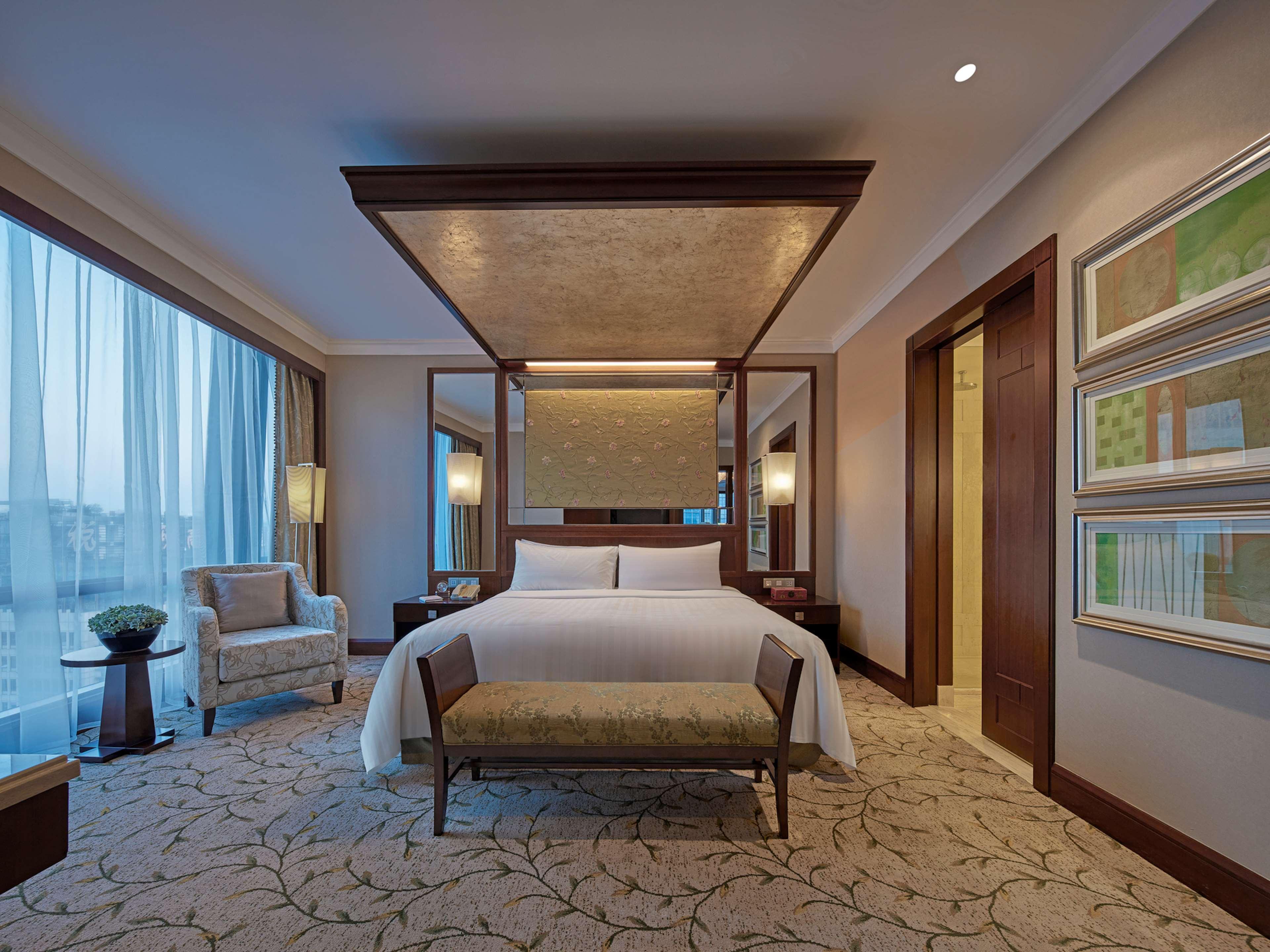 Futian Shangri-La, Shenzhen by null