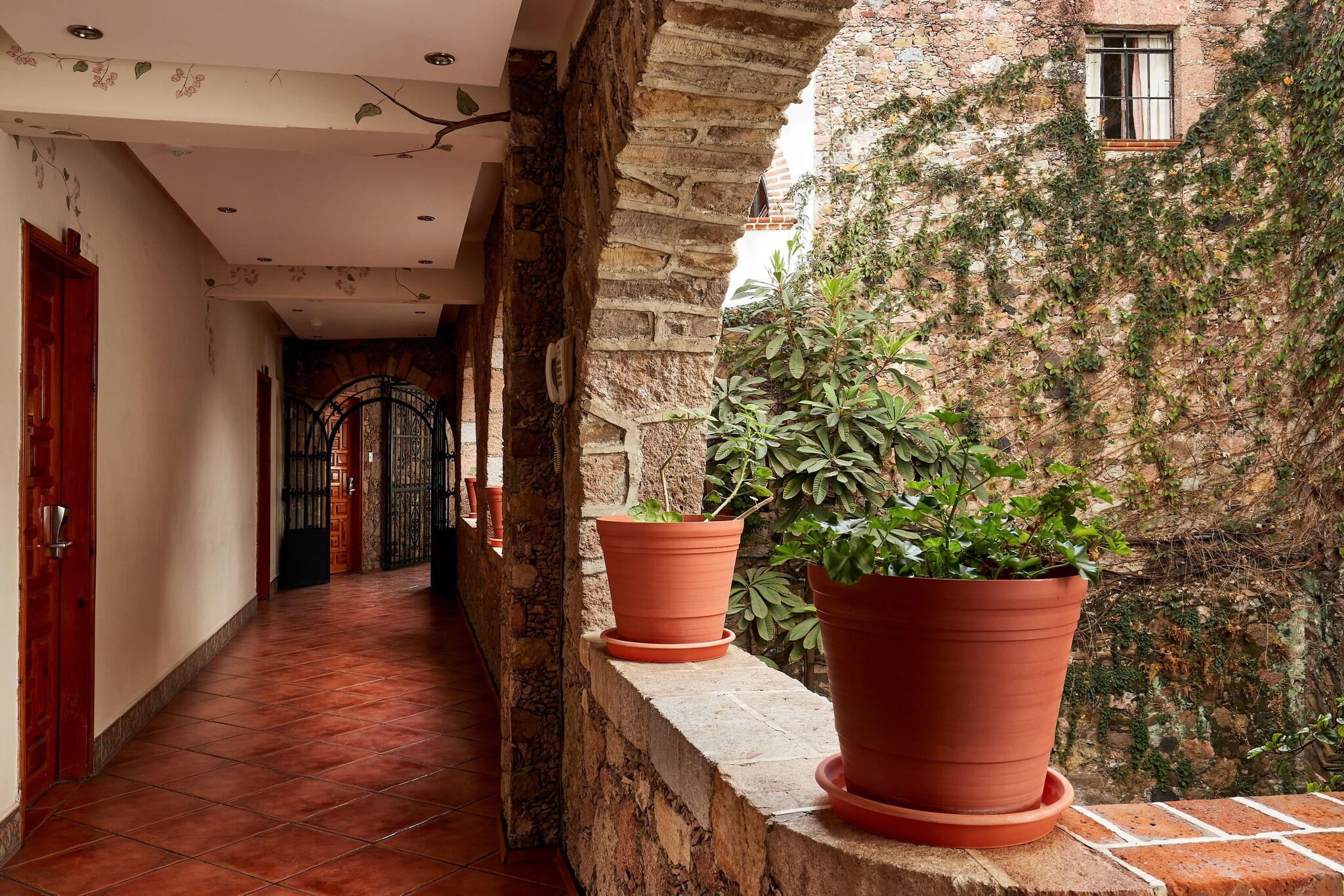 Hotel Agua Escondida by null