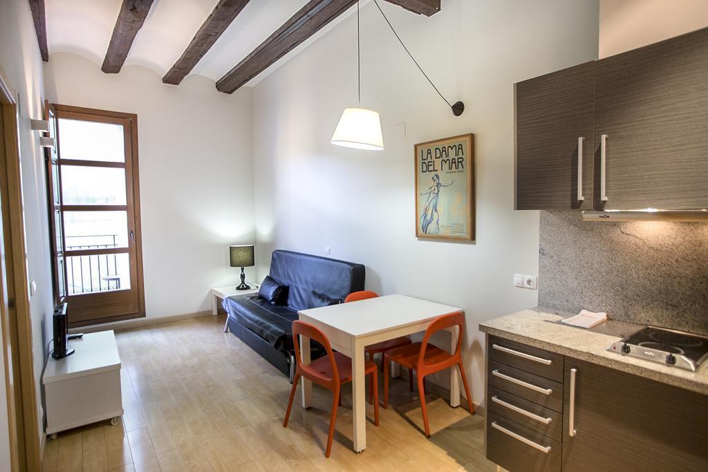 Blue Moon Apartments
