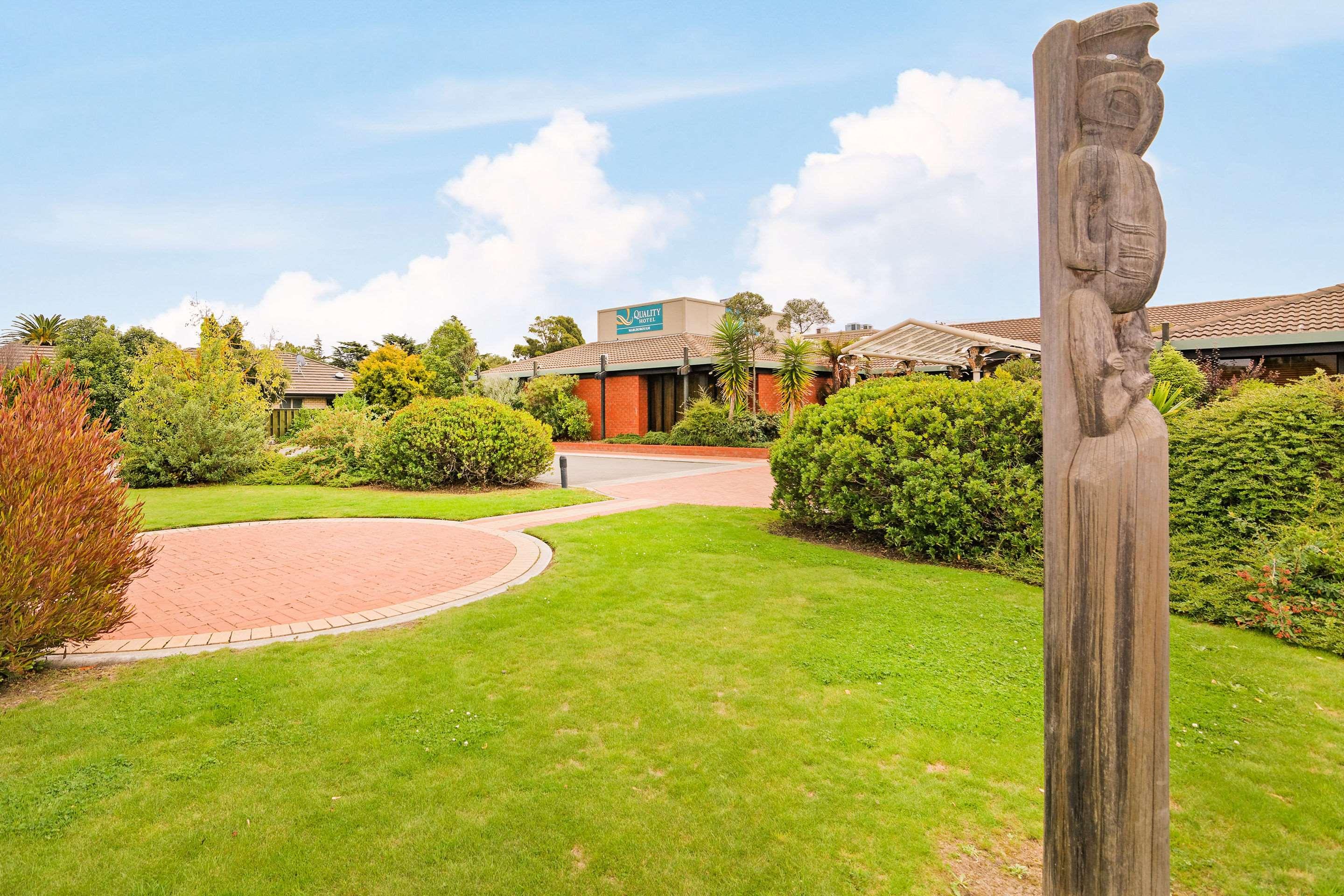 The Marlborough Riverside Hotel by null