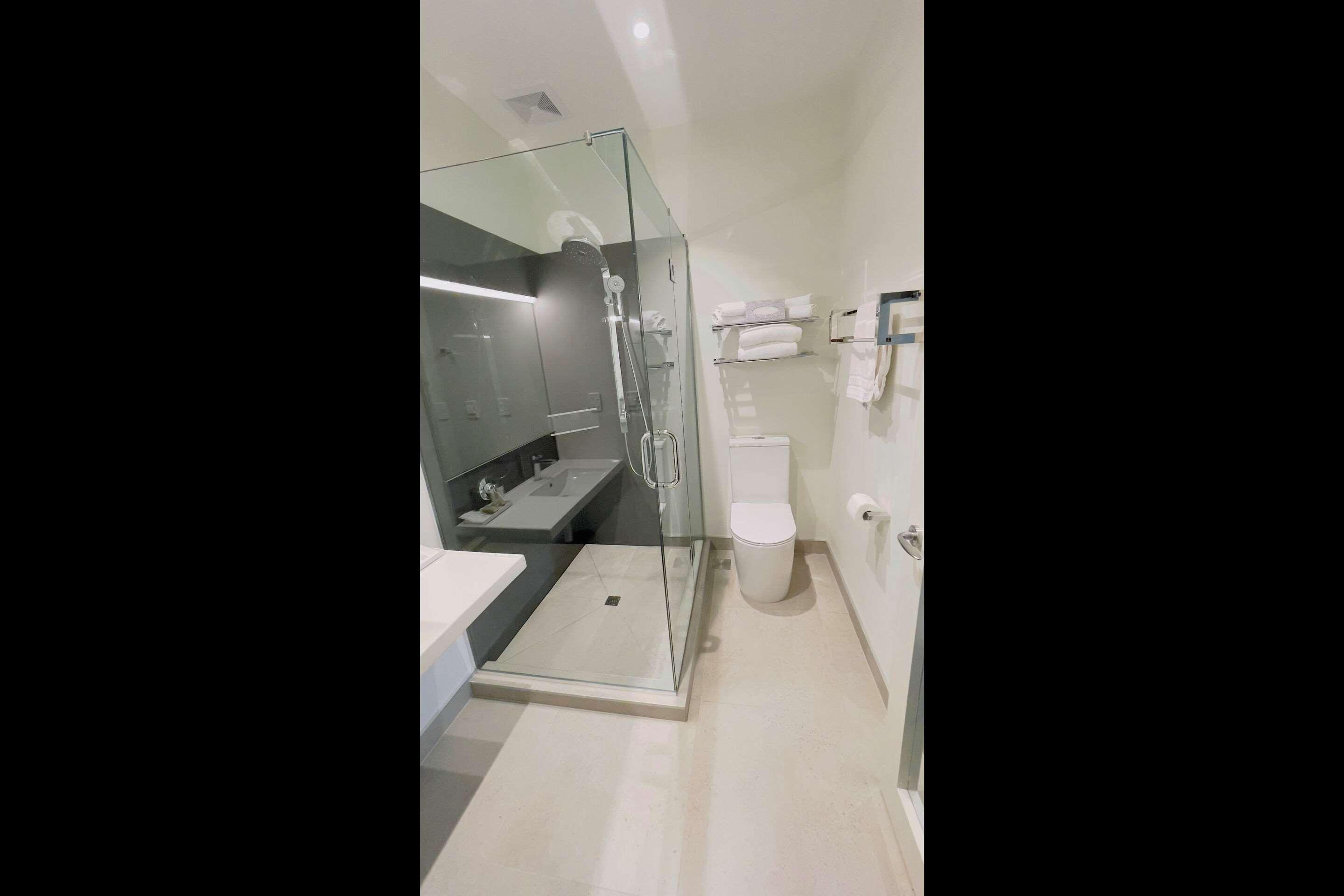 The Marlborough Riverside Hotel by null