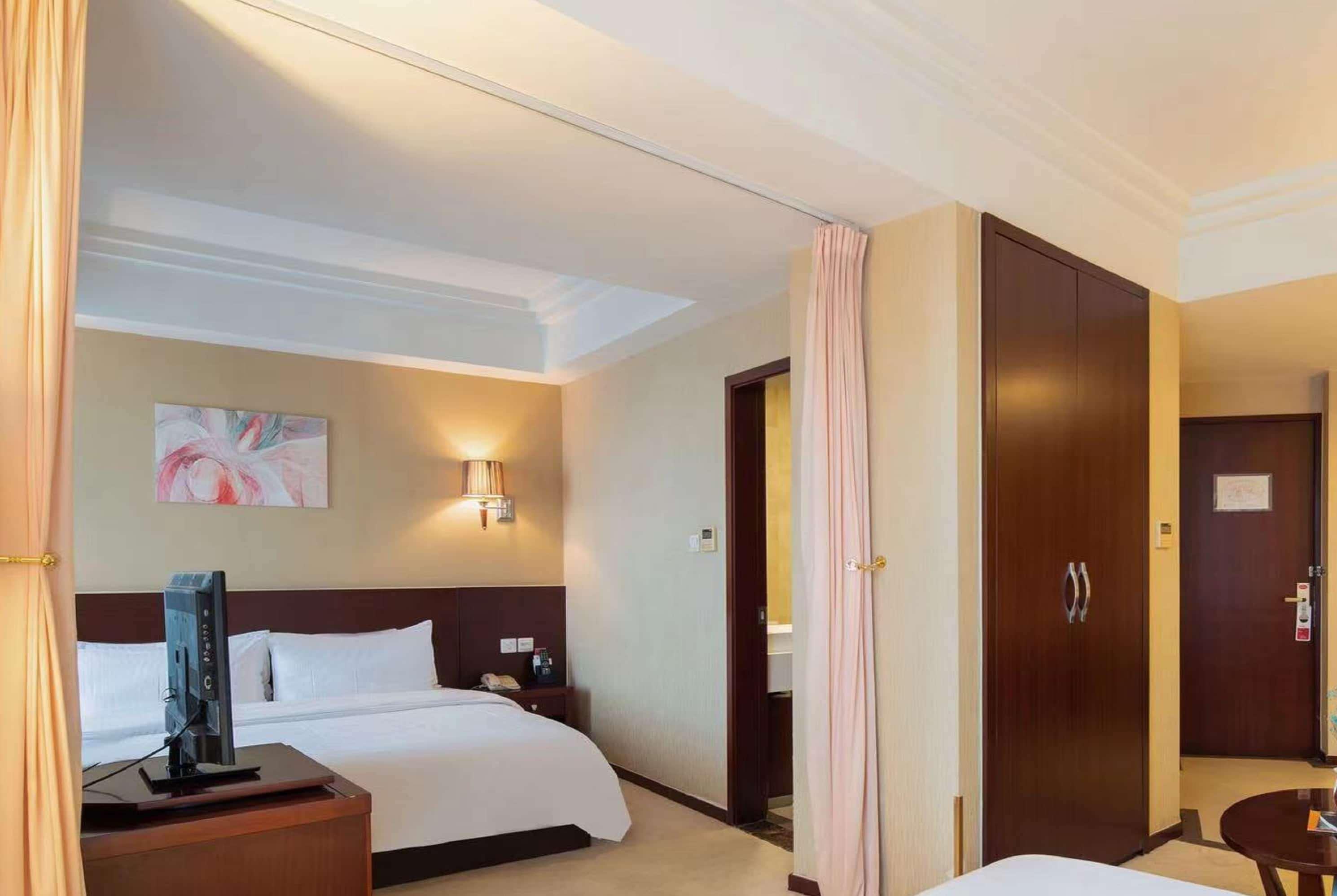 Ramada By Wyndham Wujiaochang Shanghai