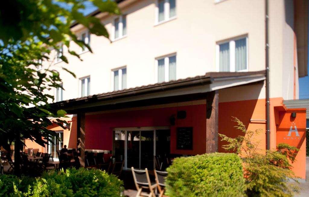 Ahotel Ljubljana by null