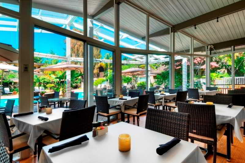 Dinah's Garden Hotel