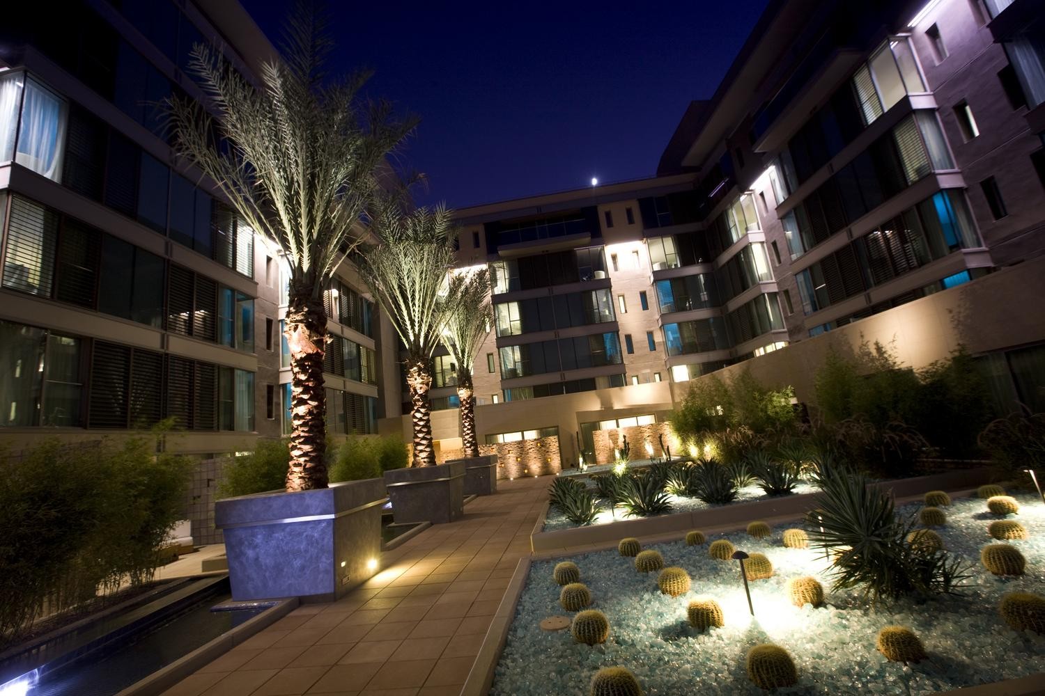 W Scottsdale by null