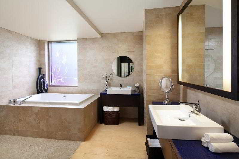 W Scottsdale by null