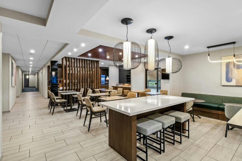 Springhill Suites By Marriott Pittsburgh Airport