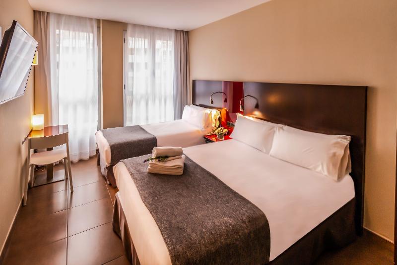 Dreibettzimmer