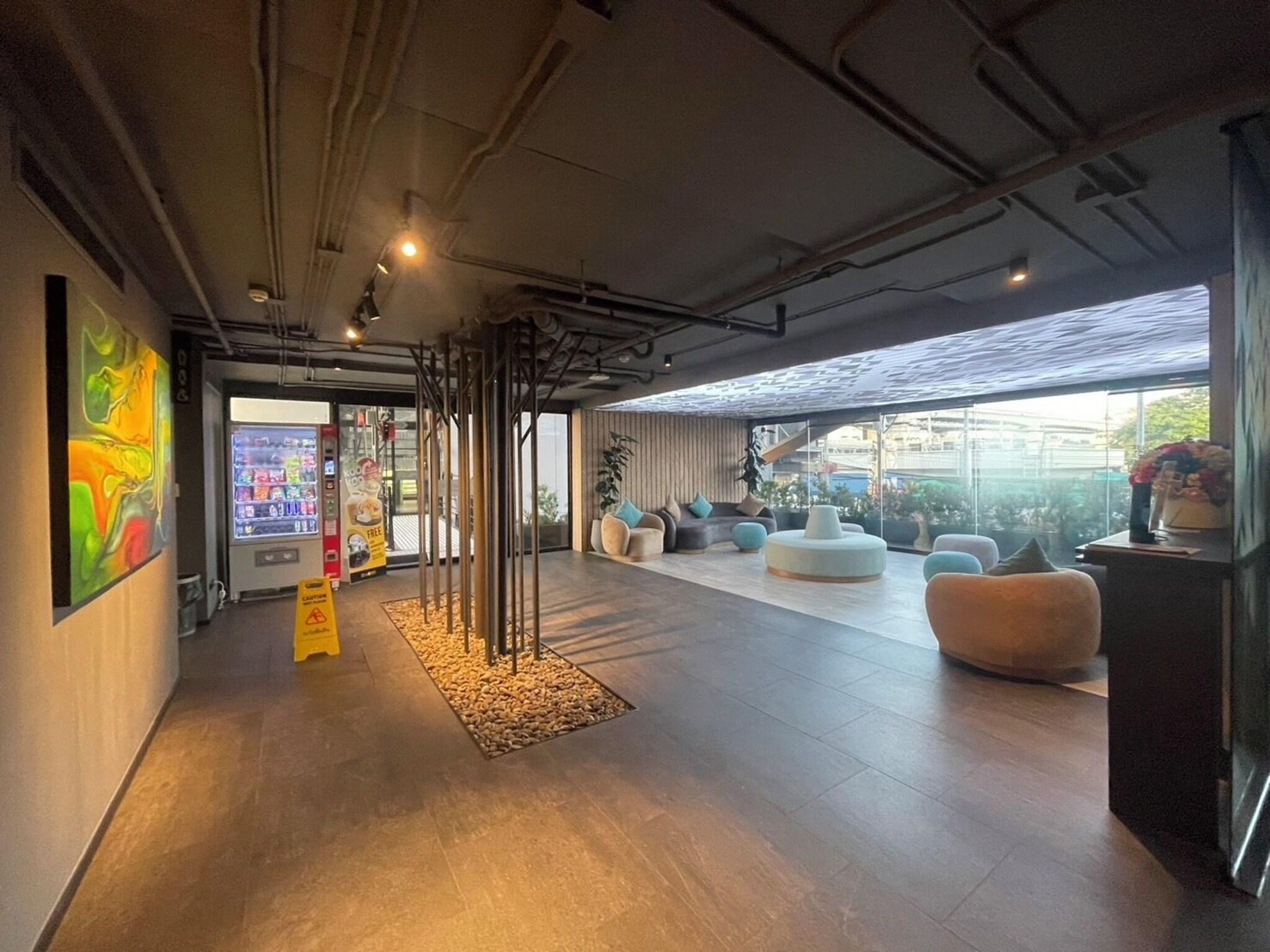 Koo Hotel