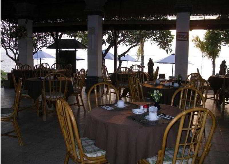 Vila Shanti Beach Hotel