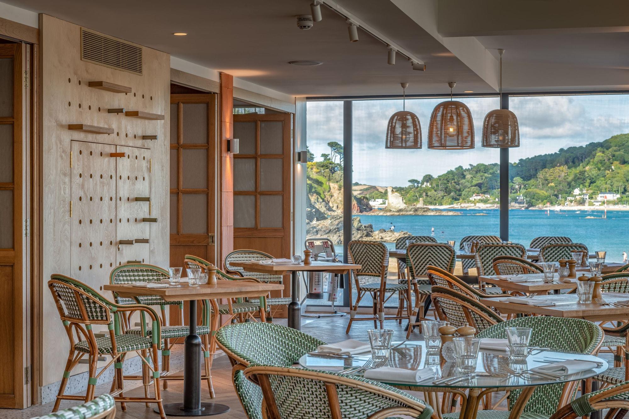 Harbour Beach Club Hotel