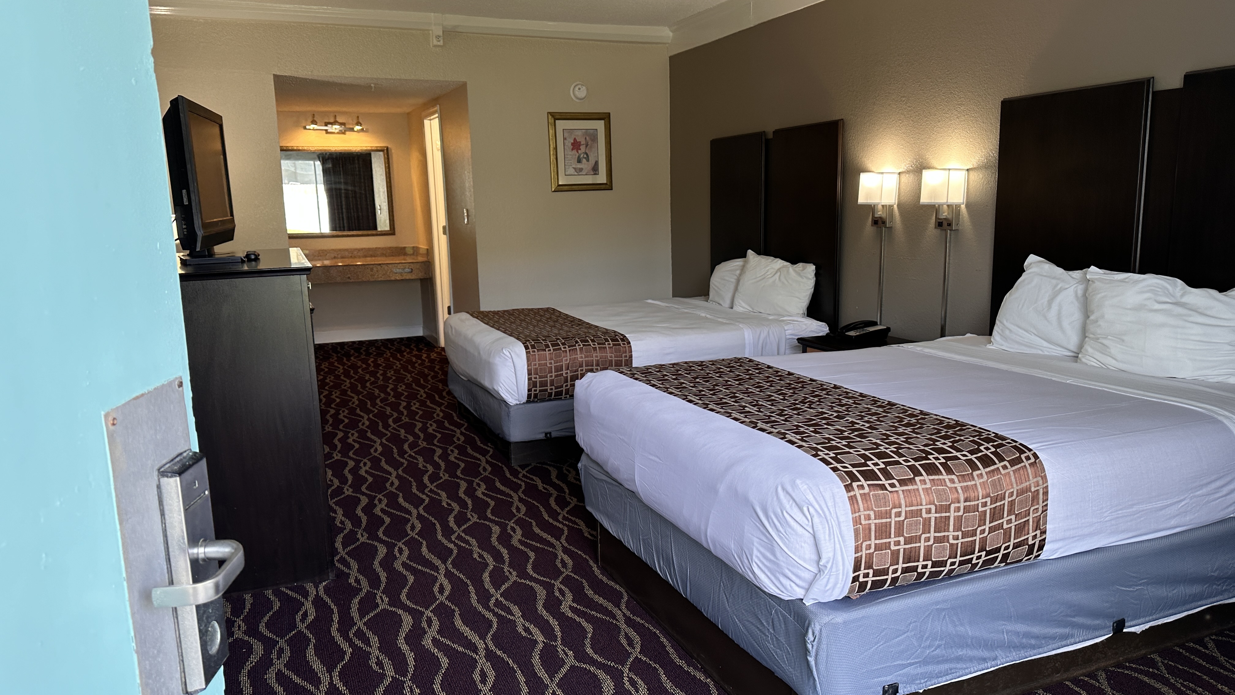 Ambassadors Inn And Suites
