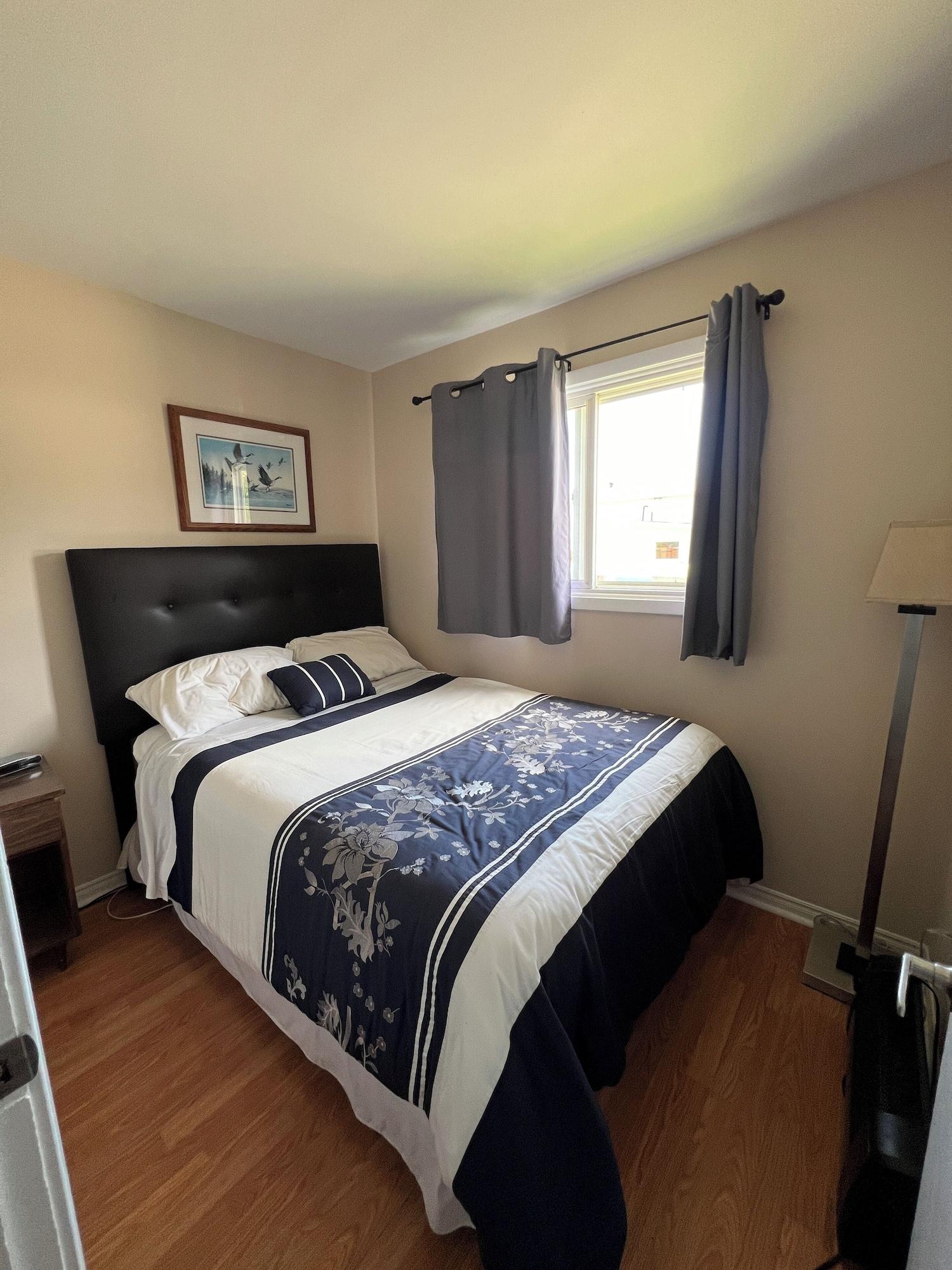 Room 2, Wawa Northern Lights Motel Chalets, Algoma