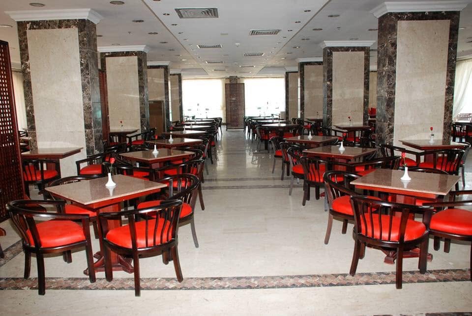 SeaView Hotel