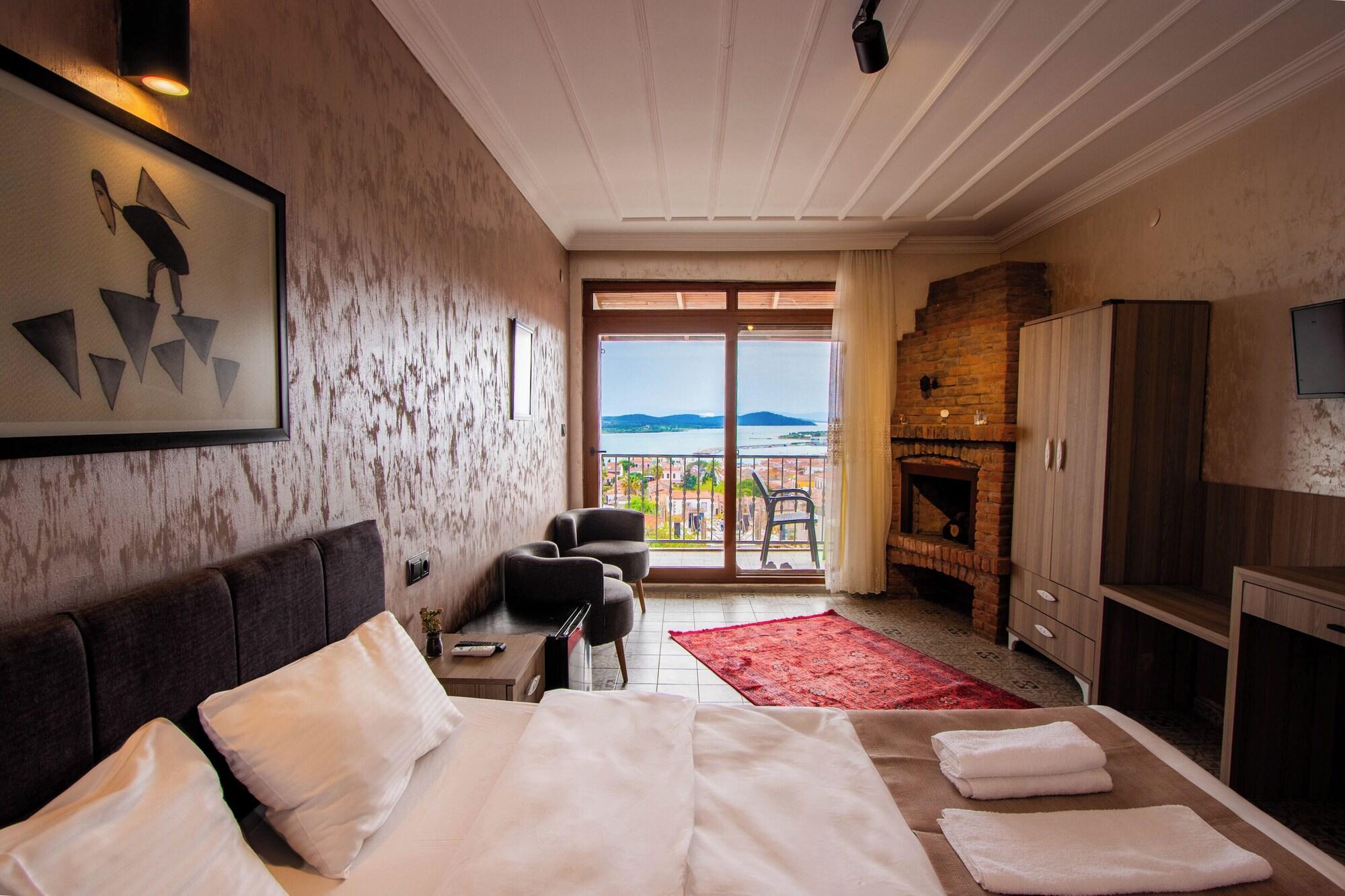Room 4, Cundera Hotel, Ayvalık