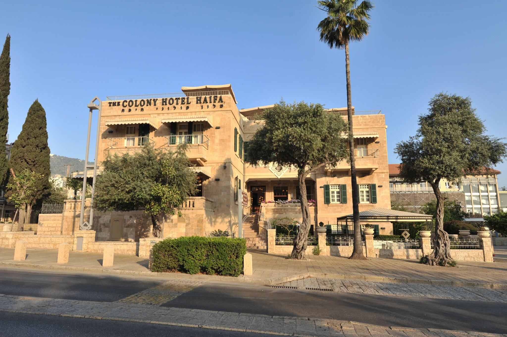 The Colony Hotel by null