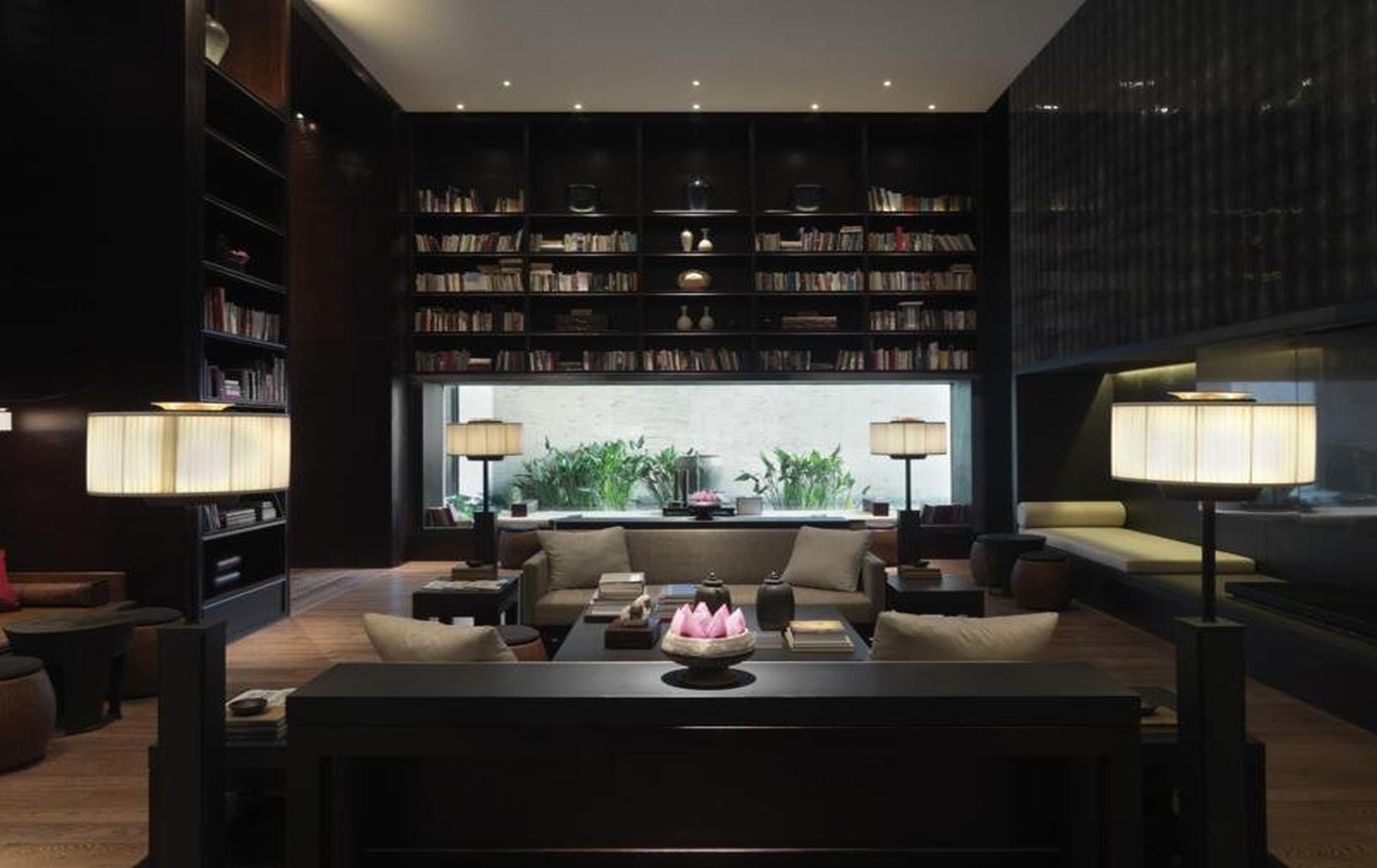 The PuLi Hotel and Spa by null