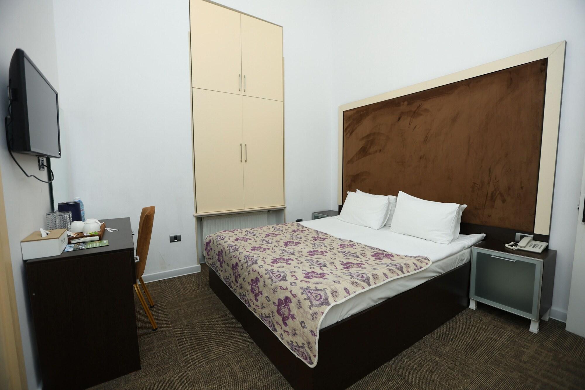 Cosy Hotel Baku