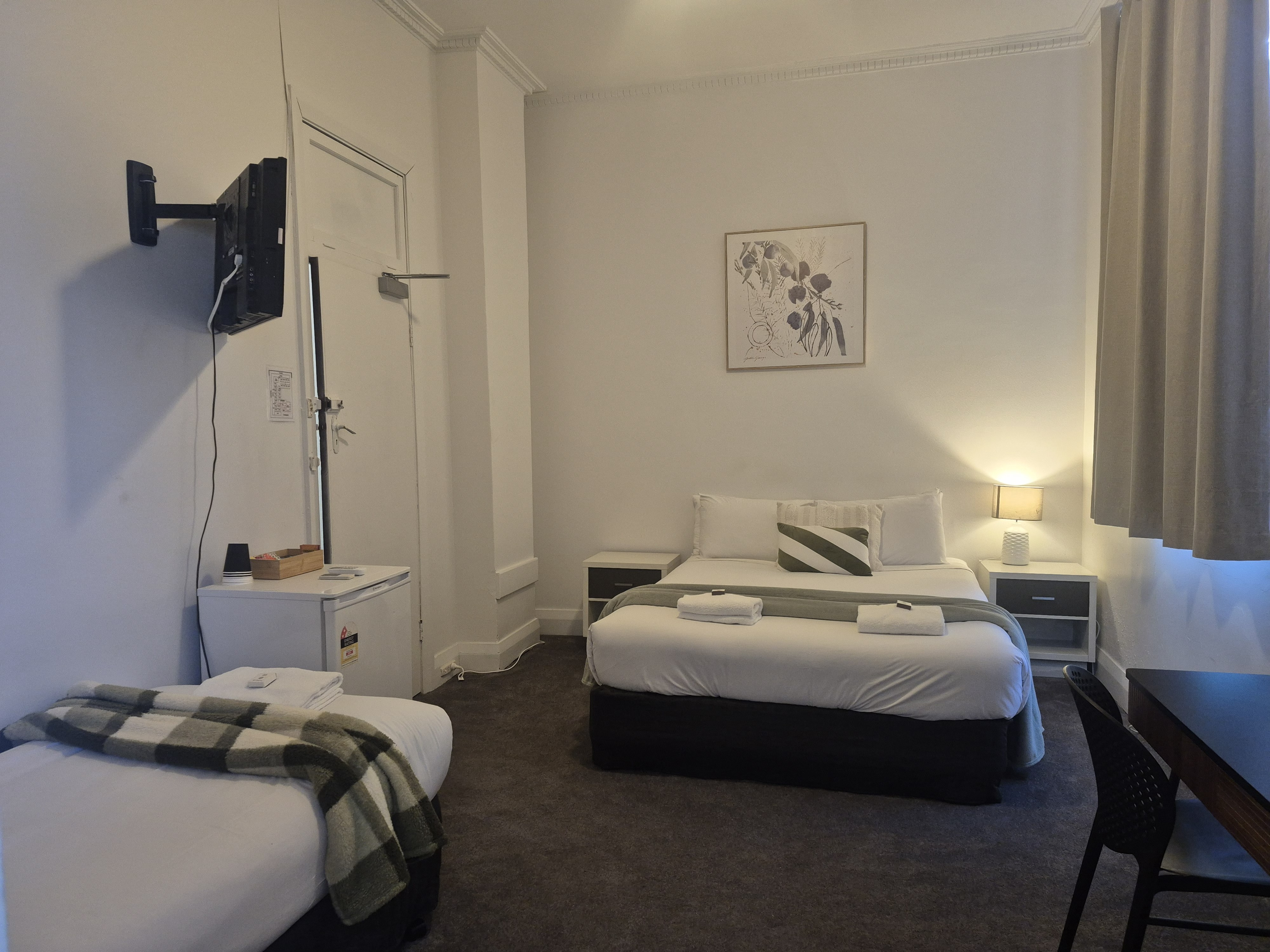 Room 4, The Freemasons Hotel, Bridgetown-Greenbushes